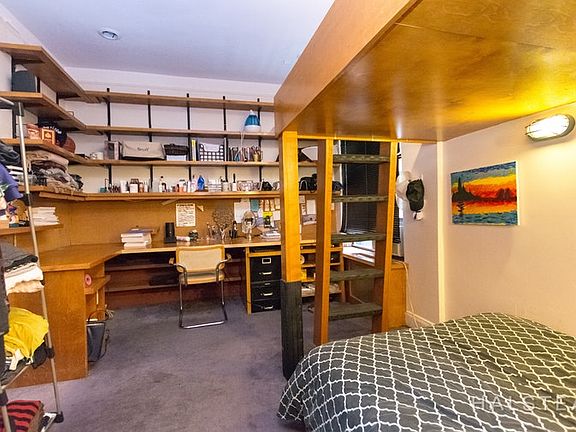5th image of 255 Fort Washington Ave APT 33