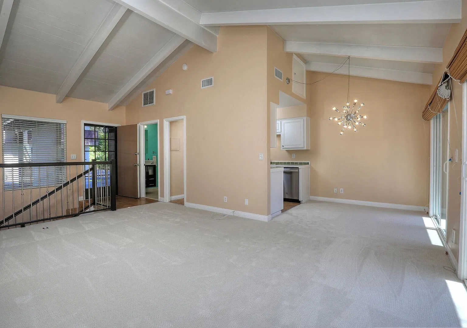 Beautifully Updated 2-Bedroom Townhome in Santa Barbara Highlands — Photo 2