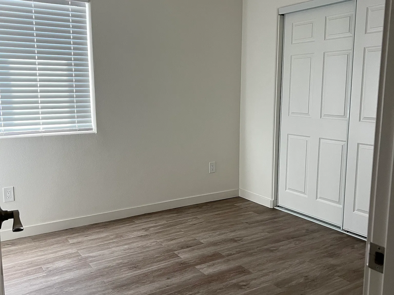 3 bed, 2.0 bath, 1200 sqft, $2,800 — Photo 4