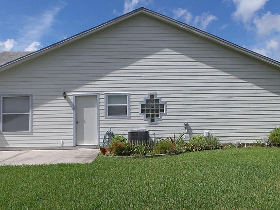4th image of 12258 Marbon Estates Ln E