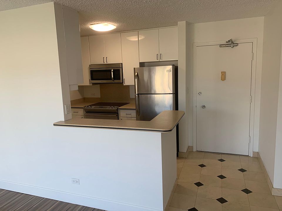 1st image of 725 Piikoi St APT 1004