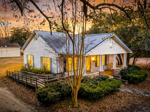 219 W Main St, Moncks Corner, SC 29461