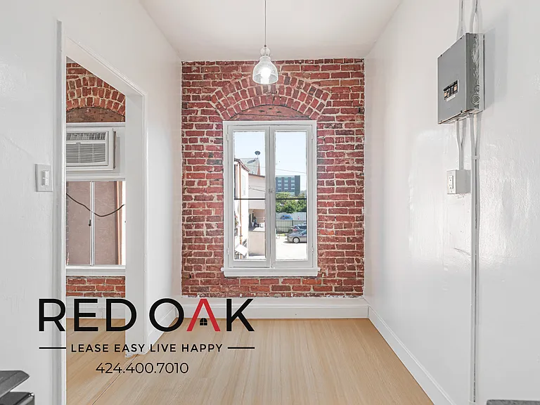 1405 S Berendo St #206 — Photo 7