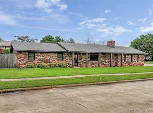2007 11th Ave NW, Ardmore, OK 73401