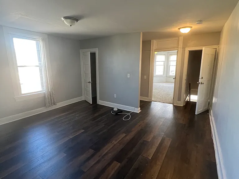 3678 Falls Rd #3 — Photo 3
