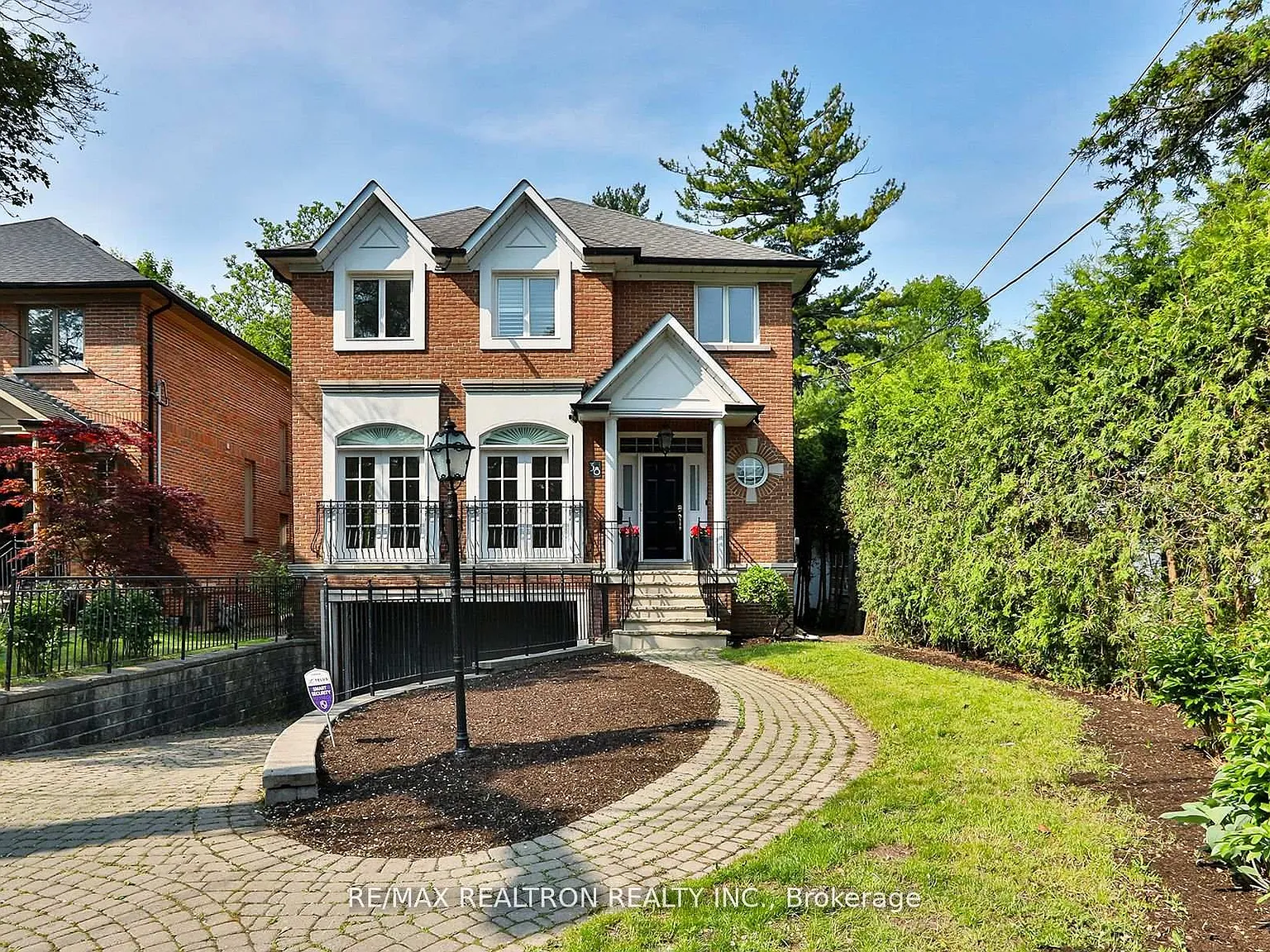 4 bed, $6,950 — Photo 1