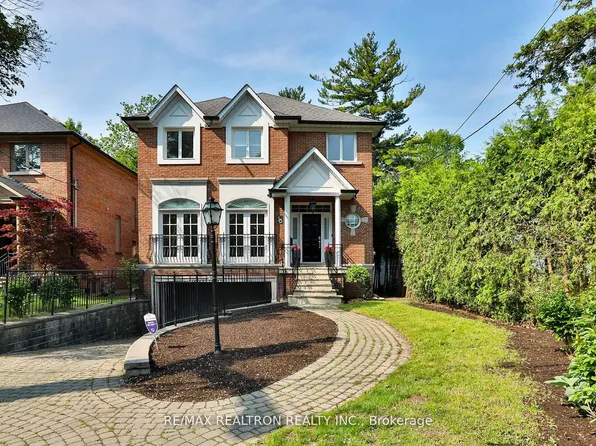 38 Gwendolen Cres, Toronto, ON M2N 2L7