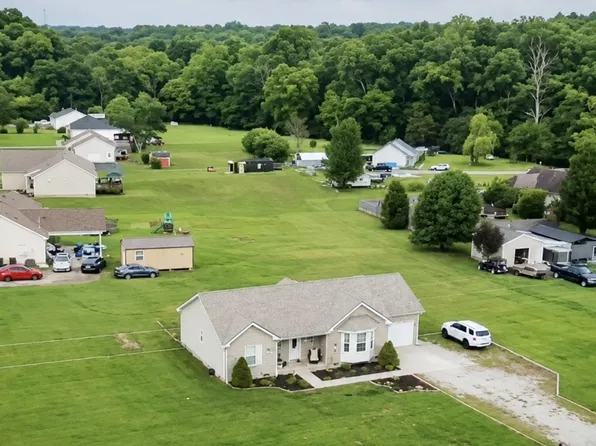 1013 S Tidwell Rd, Bon Aqua, TN 37025