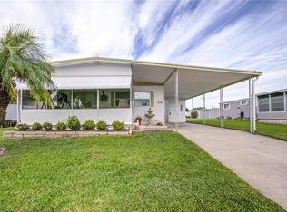 3243 Hampshire Dr, Holiday, FL 34690