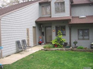 36 Jeremy Cir, Nesconset, NY 11767