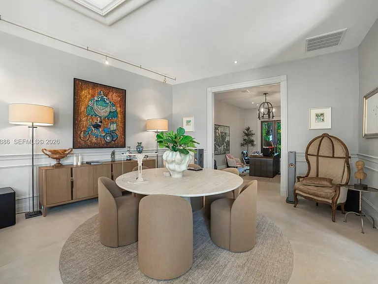 4 Palm Ave — Photo 18