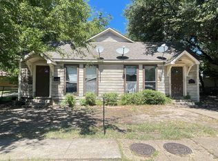 304 W 9th St, Bonham, TX 75418