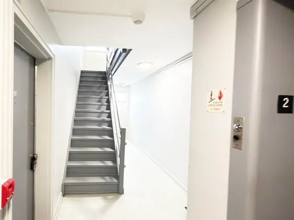 154 Bowers Street image 19 of 27