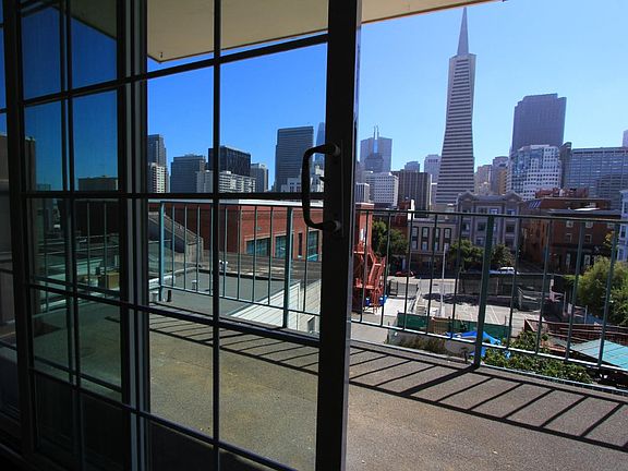 2nd image of 365 Vallejo St #3