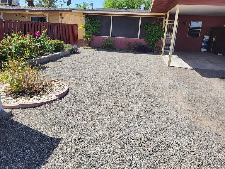 N 112th Ln — Photo 10
