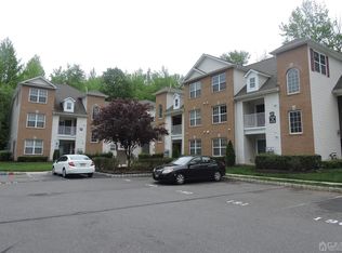 1153 Morning Glory Dr, Monroe Township, NJ 08831