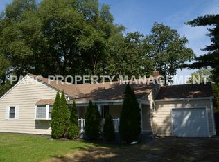 2108 Fox Hill Dr, Indianapolis, IN 46228