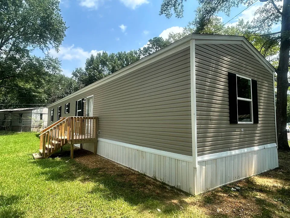 25 White Oak Vlg