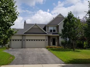 2528 McDuffee Cir, North Aurora, IL 60542