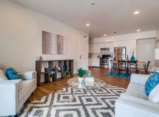 La Perla Apartments, San Diego, CA 92102