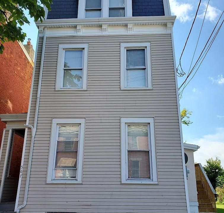 1st image of 567 Wilkinson St Unit 2