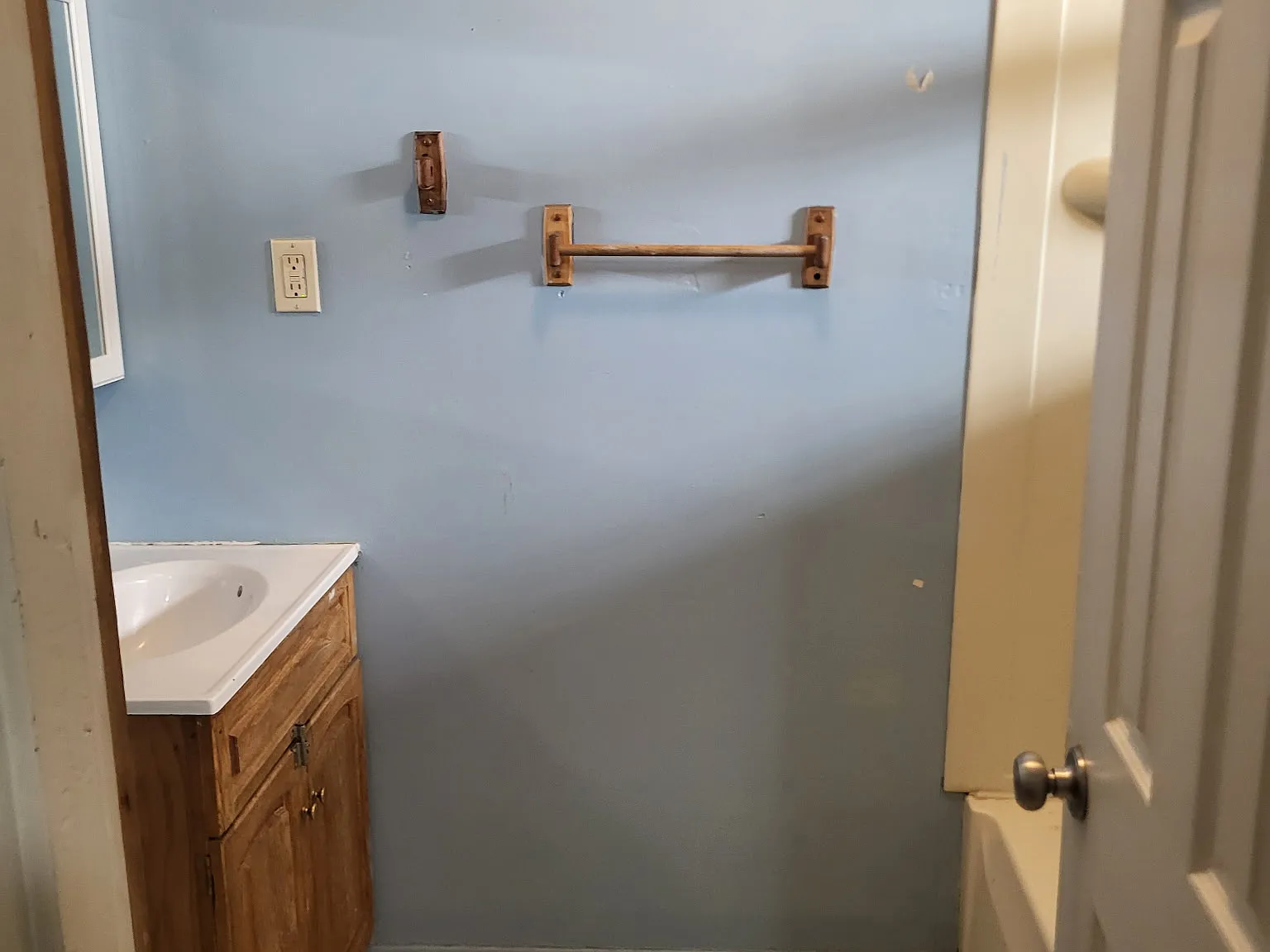 21 Pearl St — Photo 2