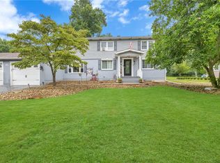 1310 Edgewood Rd, Beaver Falls, PA 15010