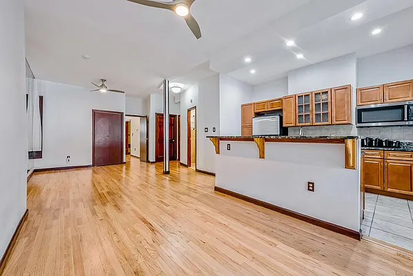 Rented by Peace of Mind Realty | media 30