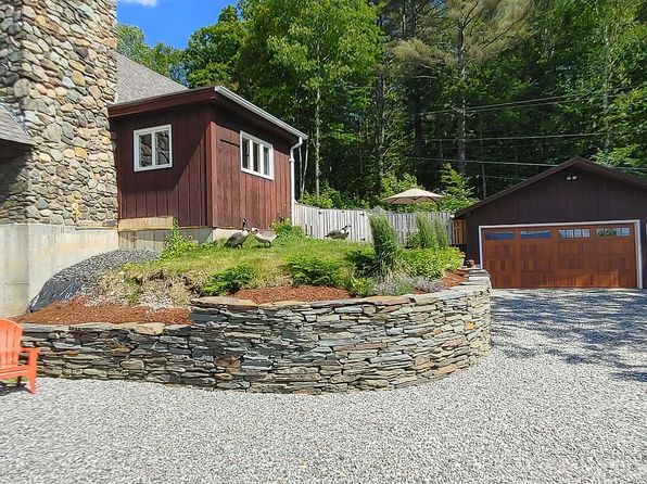1150 Perry Hill Rd, Waterbury, VT 05676