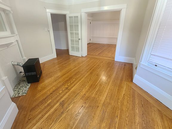 3rd image of 2407 Bryant St