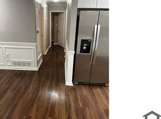 1413 Cloverdale Dr, Savannah, GA 31415