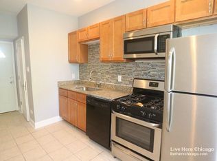 2900 N Washtenaw Ave, Chicago, IL 60618