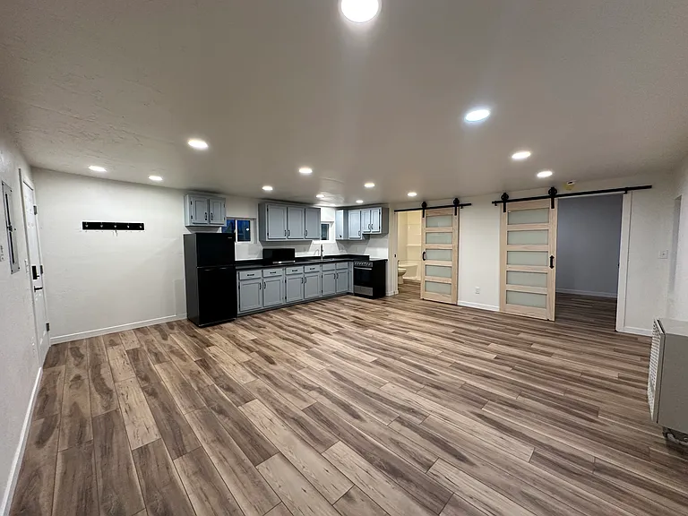 341 Oconto Ave #203 — Photo 1
