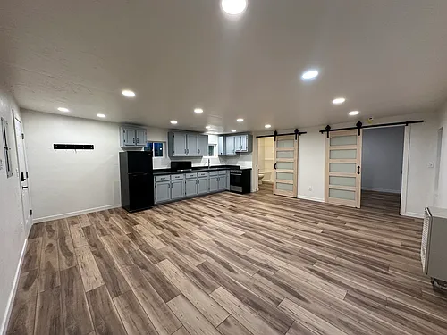 341 Oconto Ave #203 Photo 1