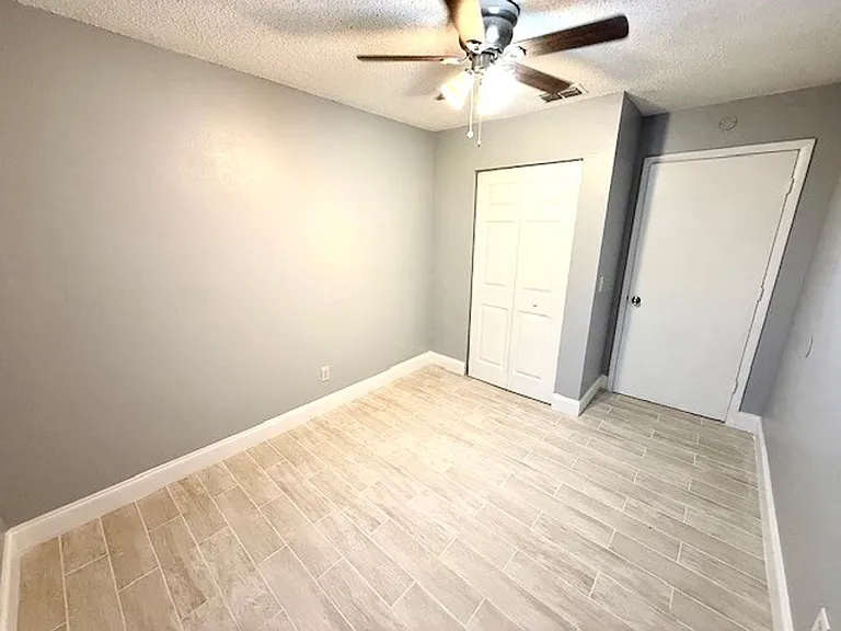 5228 Cherry Ave — Photo 8
