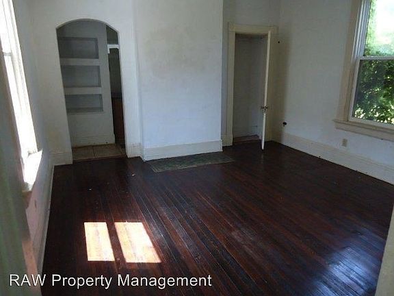 2nd image of 1337 Lincoln Ave