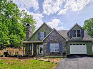 726 Gage Dr, Hiawassee, GA 30546