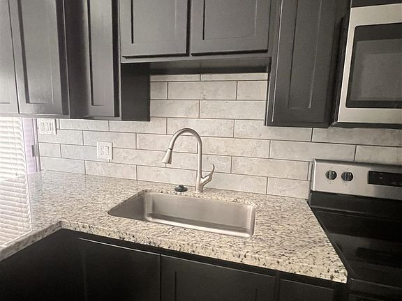 5th image of 8550 E 41st St