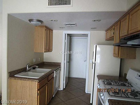 4th image of 780 Dobosh Ave