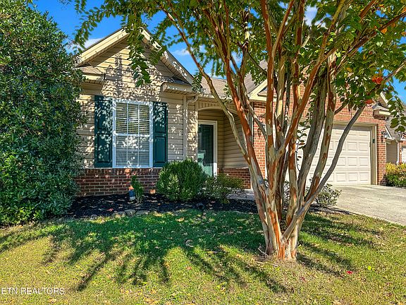 2nd image of 5419 Oak Harbor Ln