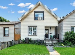 22 Harvey St, Hamilton, ON L8L 2L8