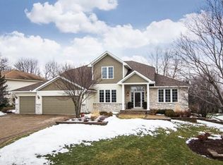 9084 Windsor Ct, Savage, MN 55378