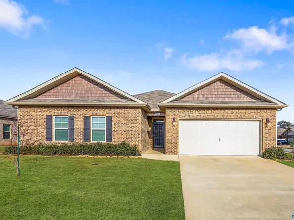 25247 Delilah Cir, Athens, AL 35613