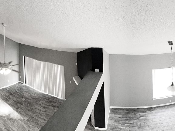 5th image of 523 Cidermill Pl