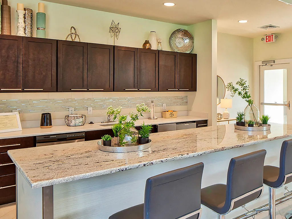 Buckroe Pointe Apartment Townhomes — Photo 3
