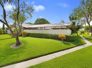 5812 Golden Eagle Cir, Palm Beach Gardens, FL 33418