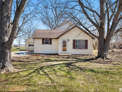 204 S Park Ave, Manito, IL, 61546