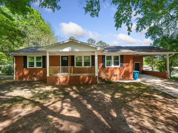323 Bandock Dr, Durham, NC 27703