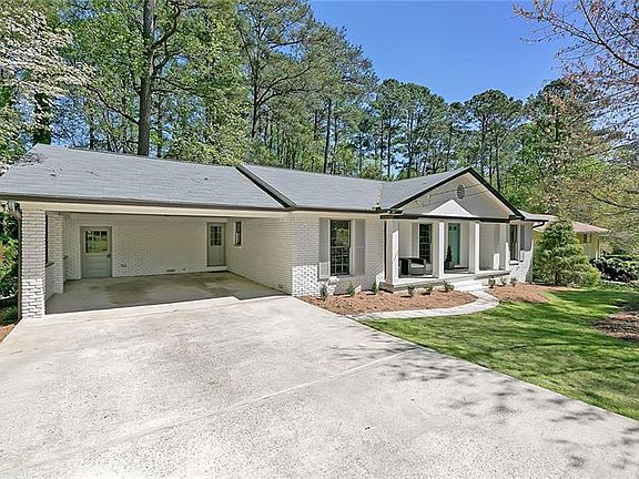 3rd image of 2133 Greensward Dr
