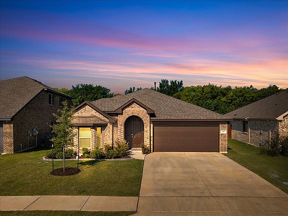 5th image of 317 Rock Sparrow Ln
